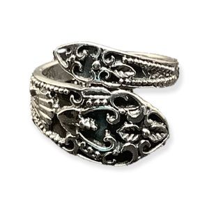 Antiqued Style Ornate Spoon Ring